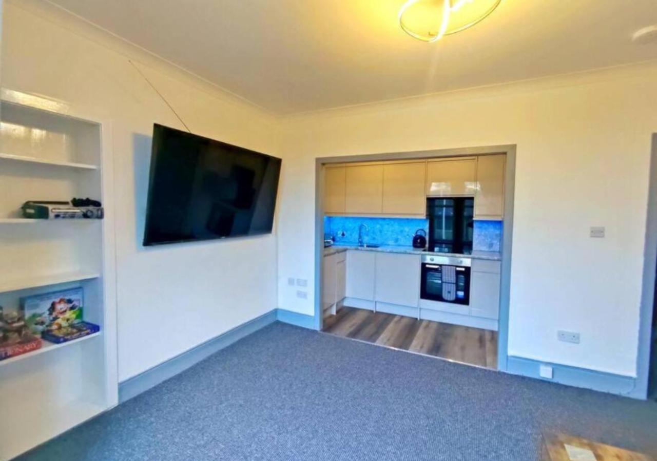 Dundee Football Stadium Apartment Exteriör bild